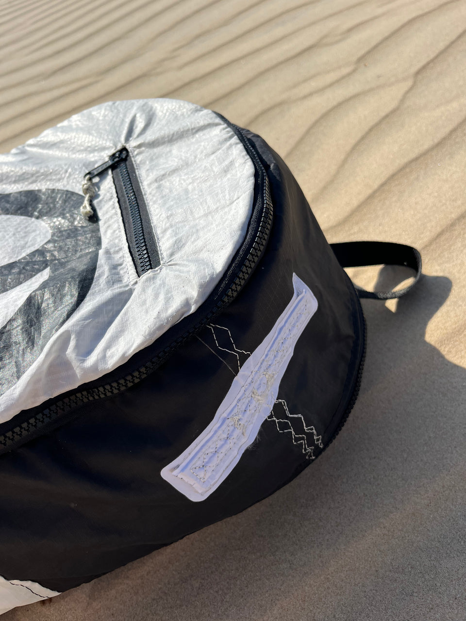 Mochila Upcycled - CORE (Bora 001) - Upcycled Material Detail