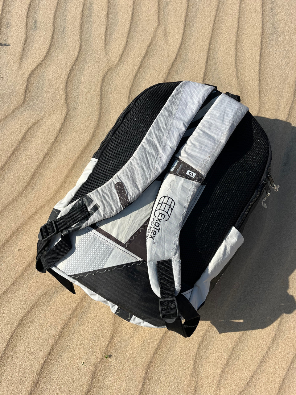 Mochila Upcycled - CORE (Bora 001) - Front View