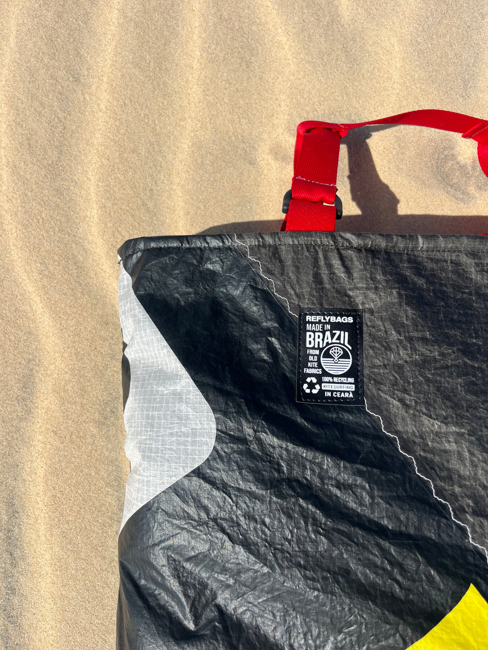 Bolsa de Ginástica Leve (Levante 003) - Upcycled Material Detail