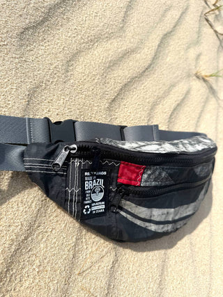 Maxi Crossbody (Pampero 106) - Scale Reference