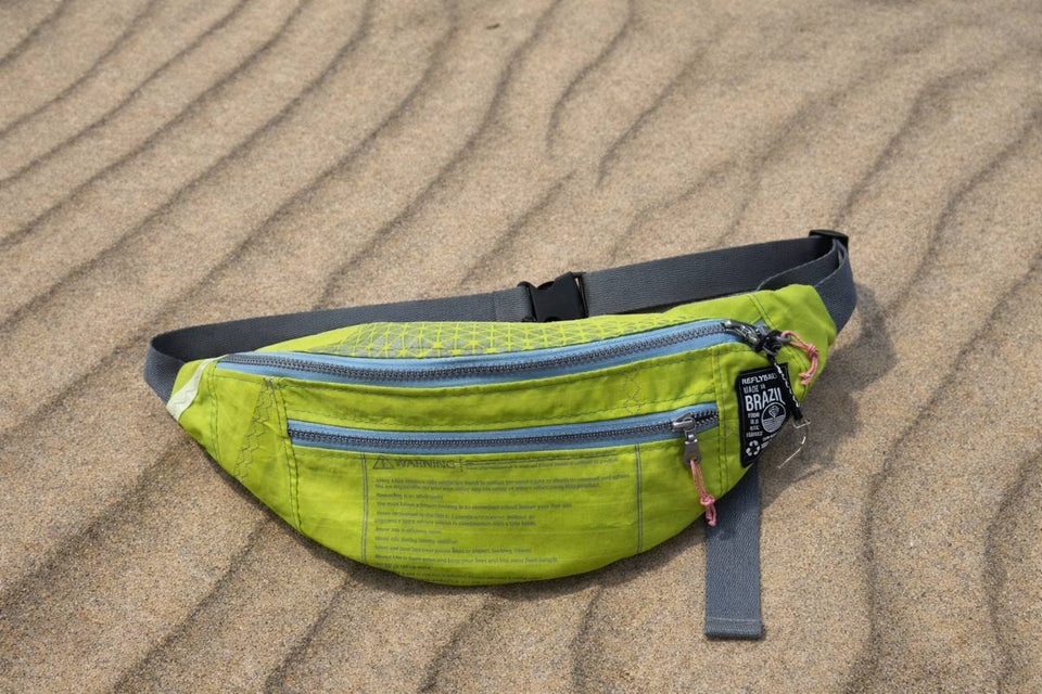 Maxi Crossbody (Pampero 109) - Front View