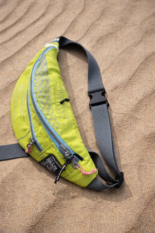 Maxi Crossbody (Pampero 109) - Scale Reference